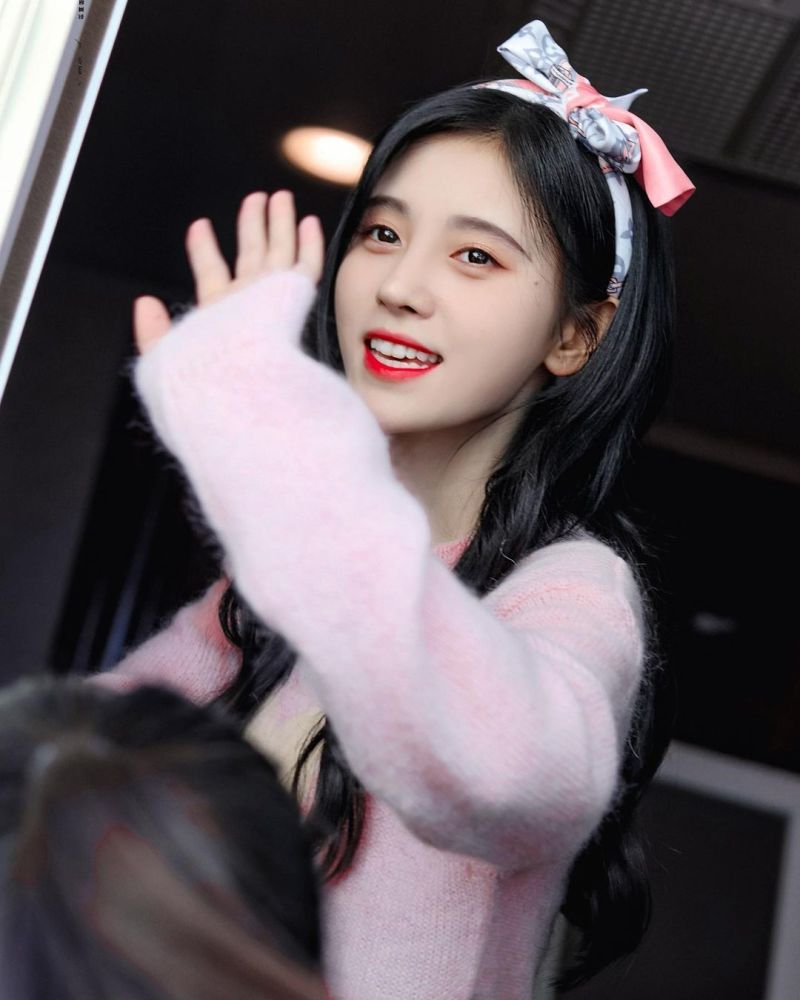 明星图片:鞠婧祎