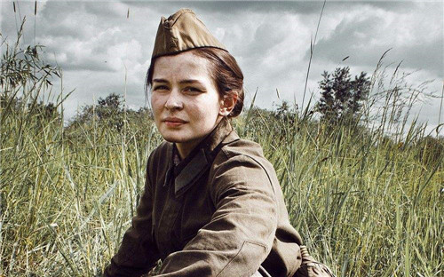 她是苏联最美女狙击手,一年狙杀309名德国兵,最后结局