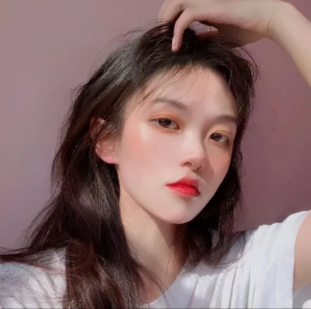 女生头像|时而活泼惹人,时而冷艳全场