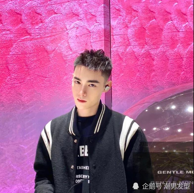 2021年越剪越好看的3款男生发型参考剪完帅气又特别减龄