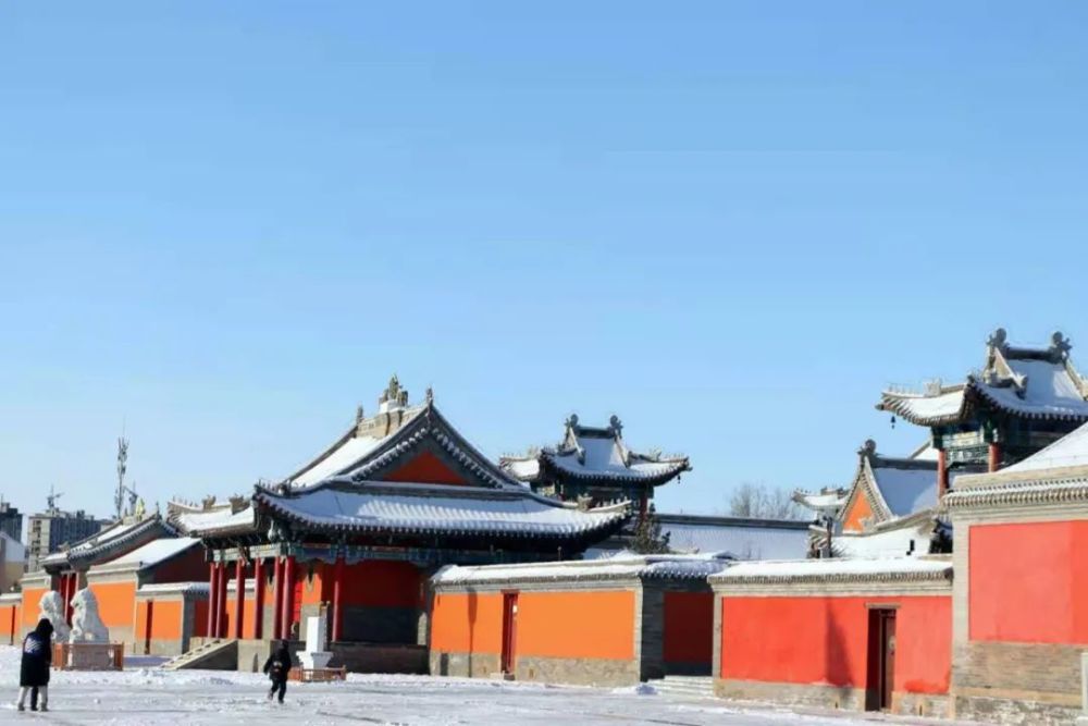 雪后的贝子庙,红装素裹,美的醉人