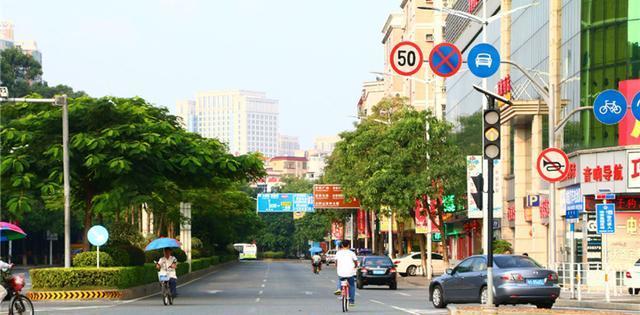 今日的东莞街道外来人口_东莞地铁图(2)