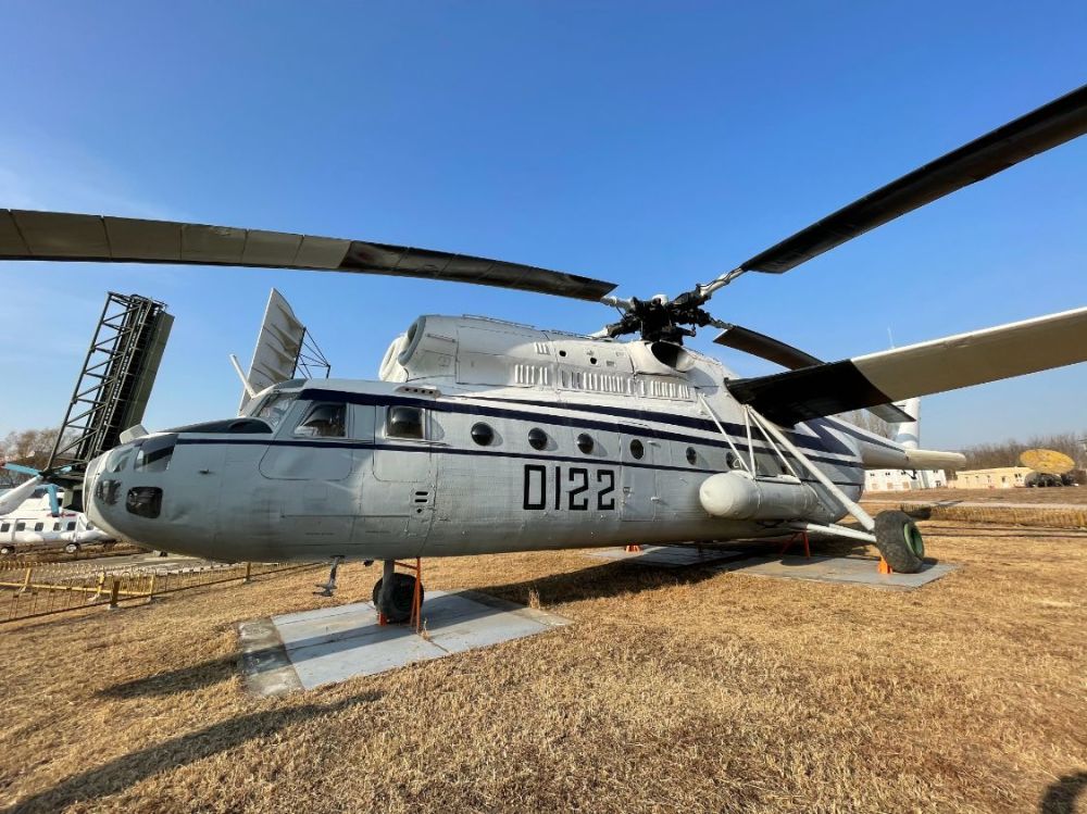 数量稀少,国内罕见—米-6重型直升机是怎样装备我军陆航部队的