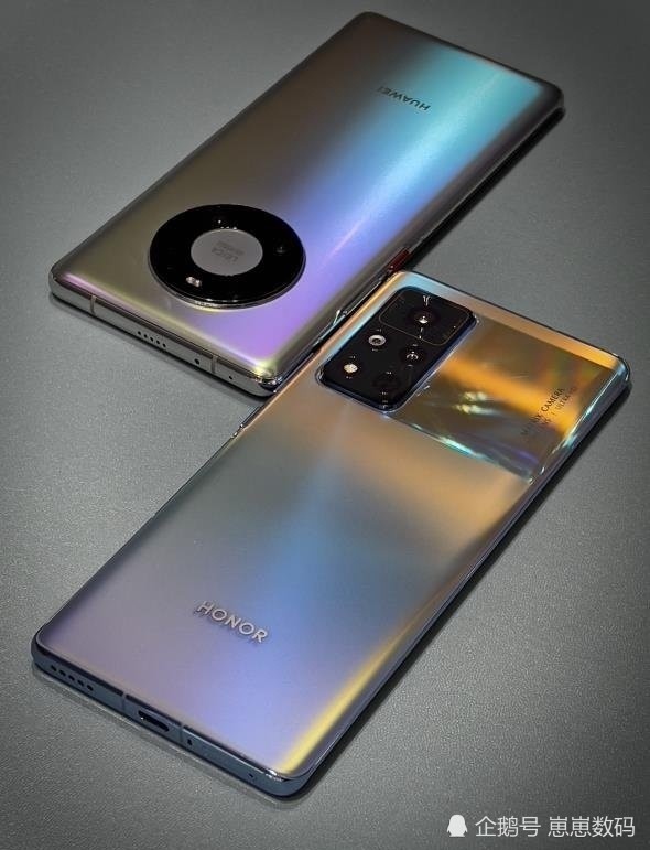 荣耀v40真机上手,天玑1000 处理器66w快充预计3999元
