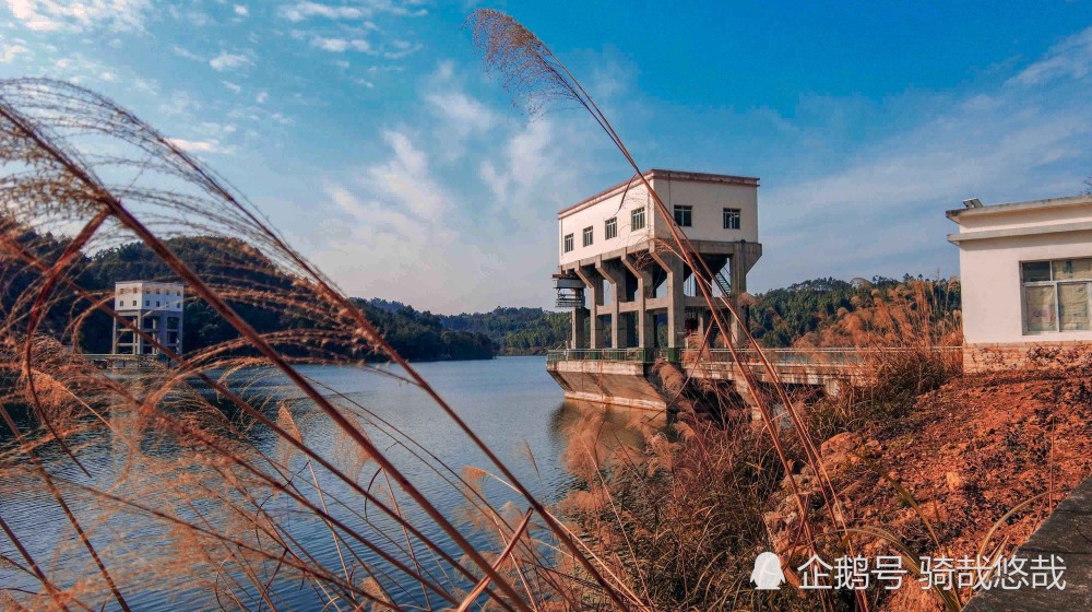 航拍丨四川省自贡市最大饮用水水库小井沟_腾讯新闻