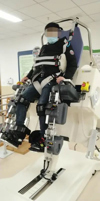 这两个新到的康复机器人有多厉害?对患者的帮助有多大?
