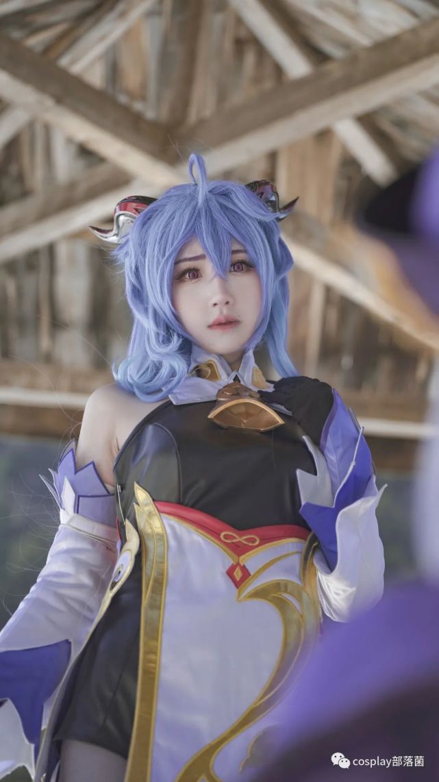 cos:原神七七cos正片@姜生花