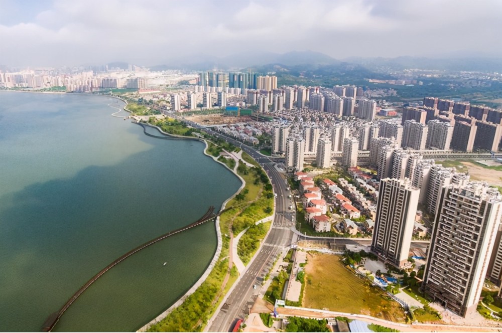 汕尾总人口_汕尾地图