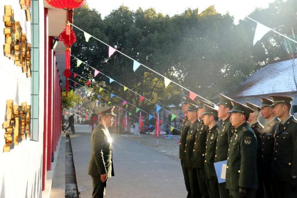 关注尊干爱兵模范连的这个大动作漂亮