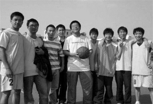 11年前,高考状元砍死同学,被抓后问其动机,他的回答令警方唏嘘