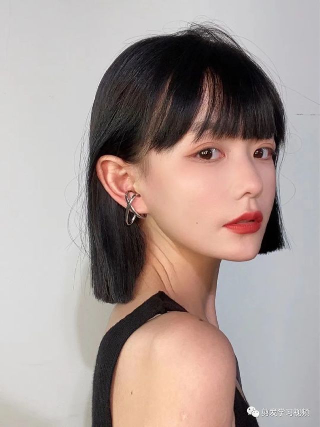 2021年女款网红短发,2021短发减龄发型 2021流行免打理网红"一刀切"短发(100款)