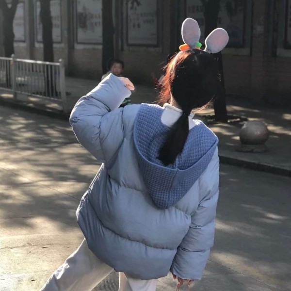 晕染绯色,女生头像