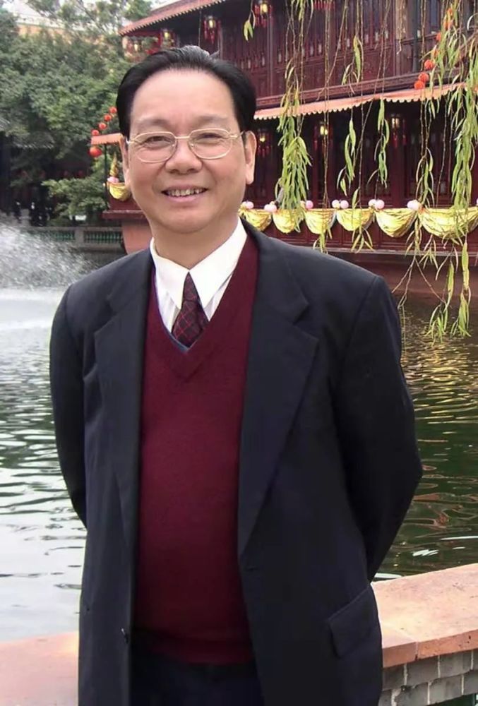 李克东教授,华南师范大学教育信息技术学院教授,教育技术学博士生导师