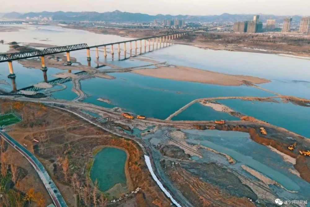 遂宁涪江六桥最新建设进展来了,看航拍图!
