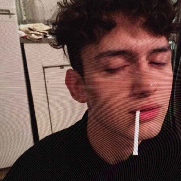 渣男喜欢的男生头像:进来避个雷