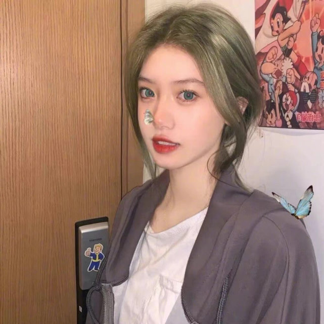 女生头像:你的名字,是我见过最短的情诗