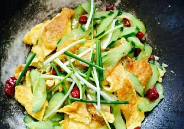 《青瓜炒鸡蛋》