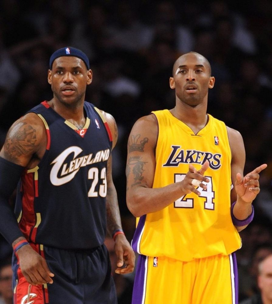 nba经典图片科比詹姆斯