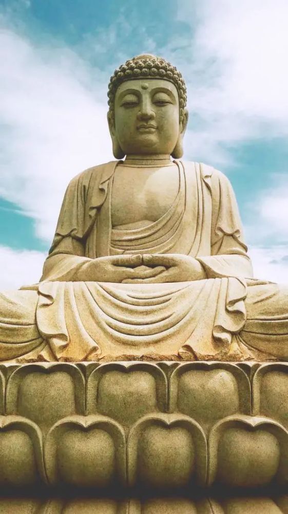 据今二千五百多年以前,释迦牟尼佛在成佛以前,弃王位出家,经过了六年