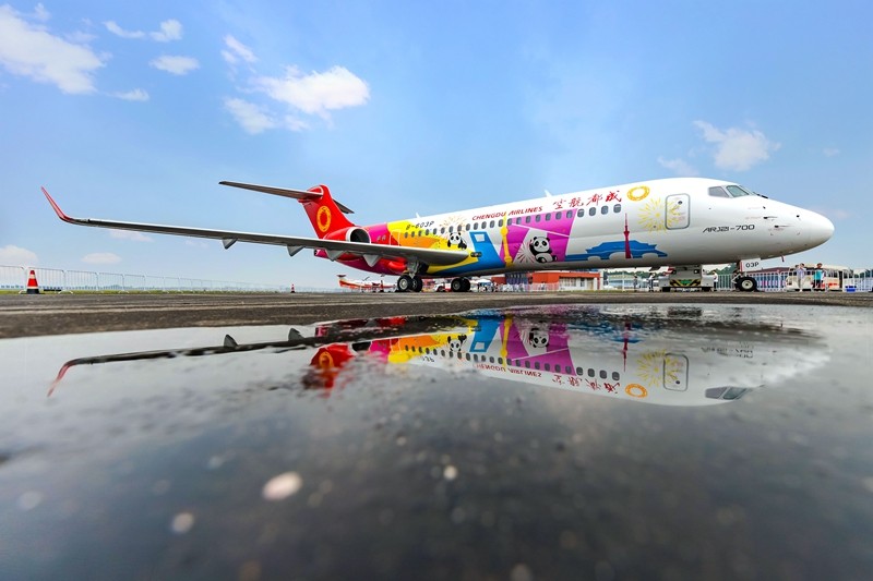 天府国际机场试飞成都航空带着国产arj21飞机来了