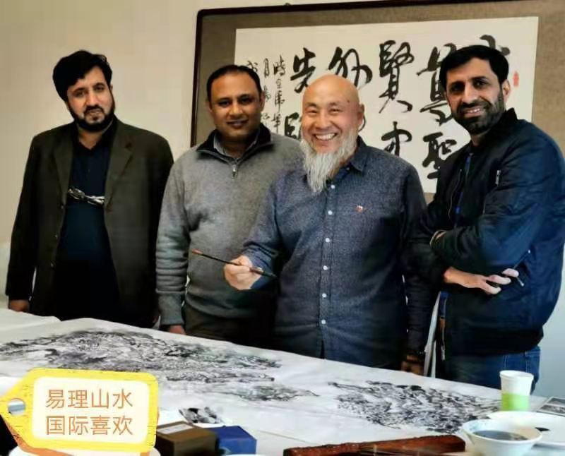 画家张剑波以易理哲思运笔墨作品渗透时代气息