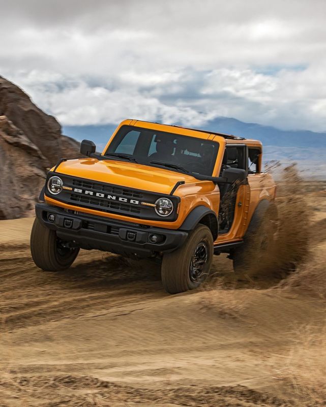 牧马人的劲敌"复活:新款硬派越野suv 福特bronco|硬派越野车|福特