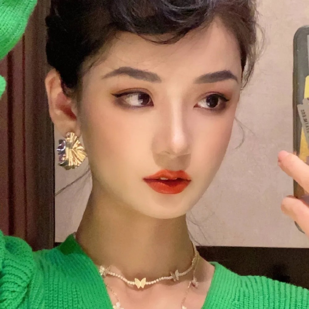 女生高级感小众头像