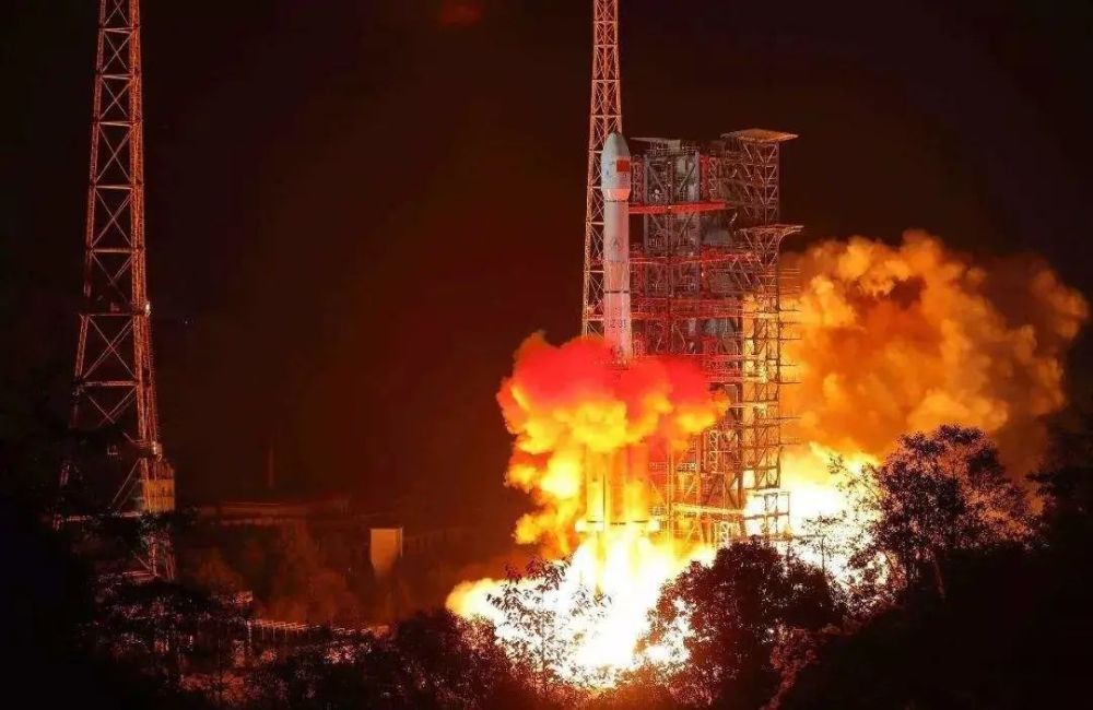 我国成功发射试验六号03星,也是长征系列运载火箭的第365次航天飞行