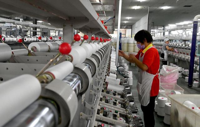 2020年中国经济总量占世界的_中国出口总量占世界比(2)
