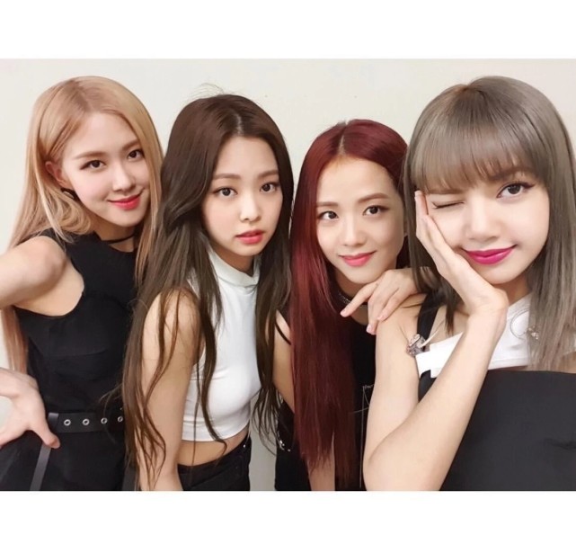 blackpink写真四人复古,blackpink写真复古 blackpink‖四人高清壁纸头像