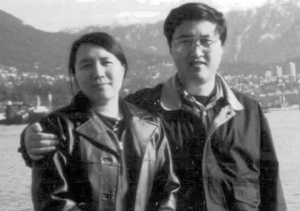 博士后出国消失20年,拒见病危母亲的北大王永强,并非忘恩负义
