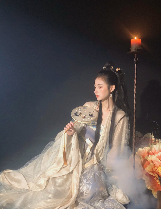 当现代人穿汉服cos古装角色,真是神仙仿神仙,仙女也