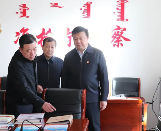 王瑞深入旗纪委监委调研