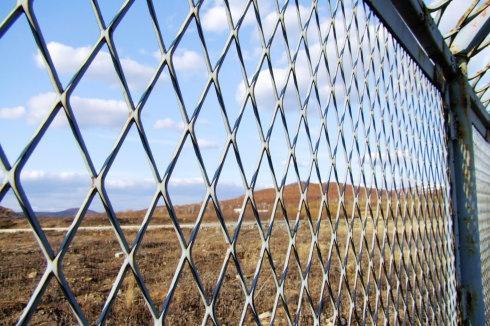 偏远地区的GDP_偏远地区山村教育图片(3)