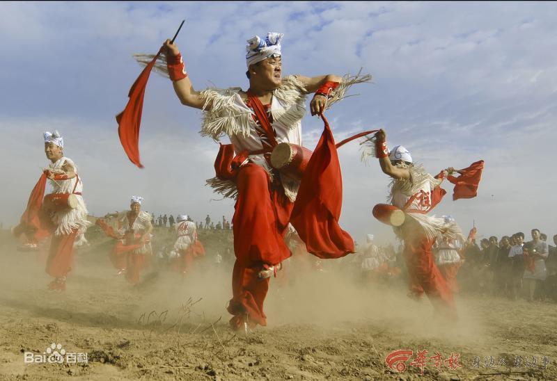 "浓情中国年·寻找最年味"陕西横山老腰鼓舞出原汁原味陕北情