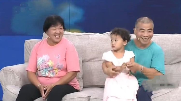 武大郎扮演者宋文华媳妇一出场台下一片掌声