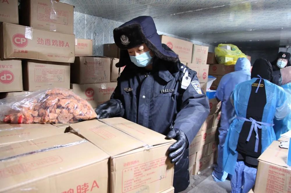 【疫情防控】漠河市公安局联合多家单位开展冷链食品专项检查