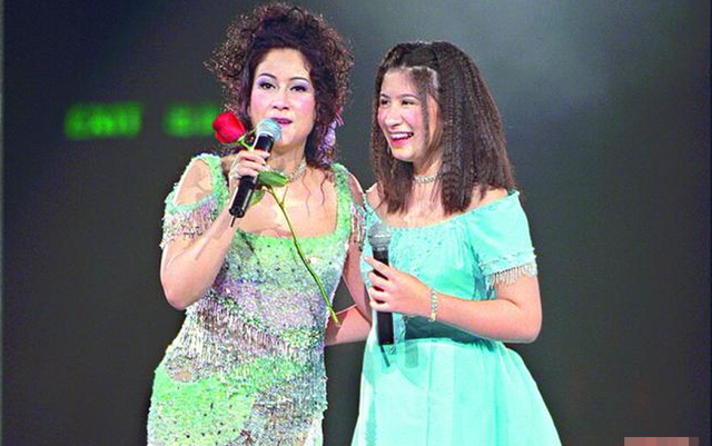 68岁歌后甄妮罕晒照,嫁功夫巨星30岁就守寡,夫亡四年后生女