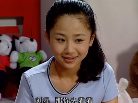 《家有儿女》三姐弟长大了,哥哥姐姐都大红大紫,弟弟