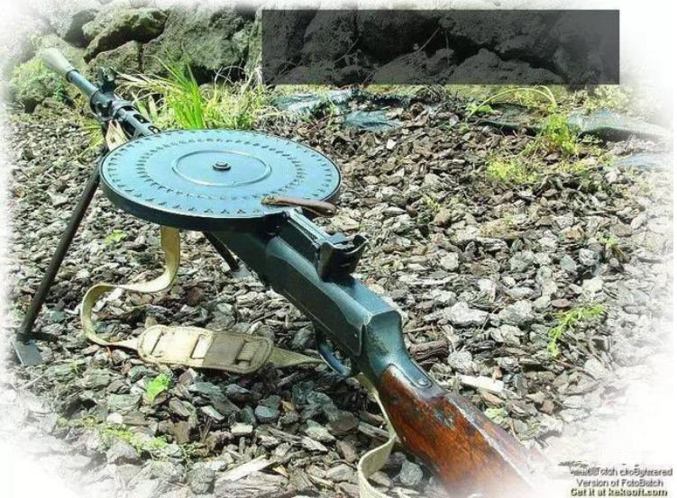 转盘机枪最后的传奇—苏联红军制胜的利器捷格加廖夫转盘枪