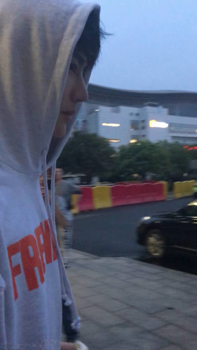 肖战王一博男友视角壁纸头像