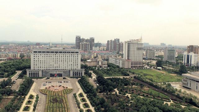 南昌市各区县人口_南昌市各区县面积图