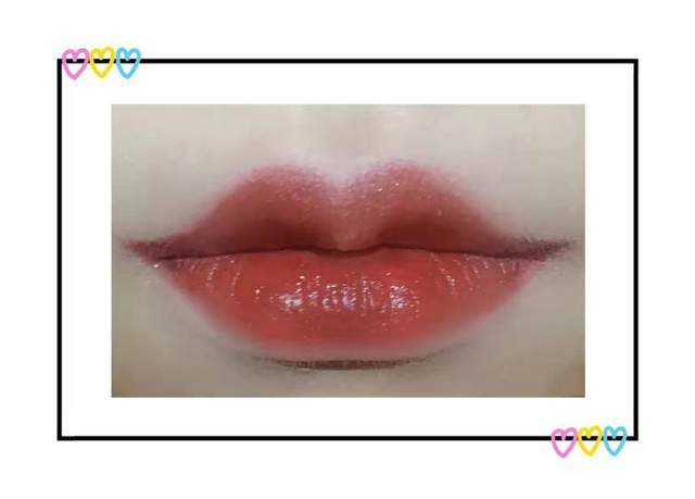 不同比例和形状可以把唇形分为四种大类:标准唇形,微笑唇形,含珠唇形