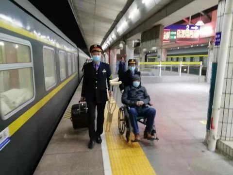 2021年青岛人口_2021年青岛地铁线路图(2)