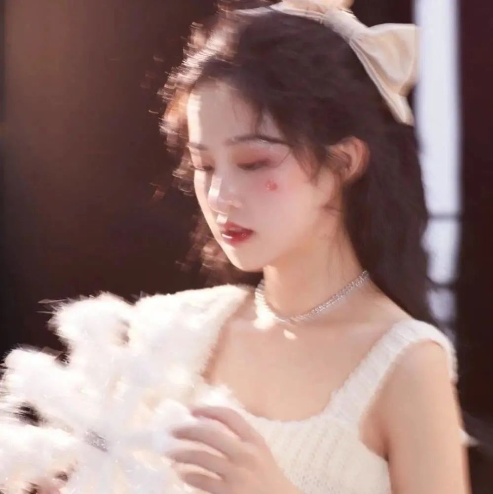 头像| 温温柔柔的女生头像,超级nice!