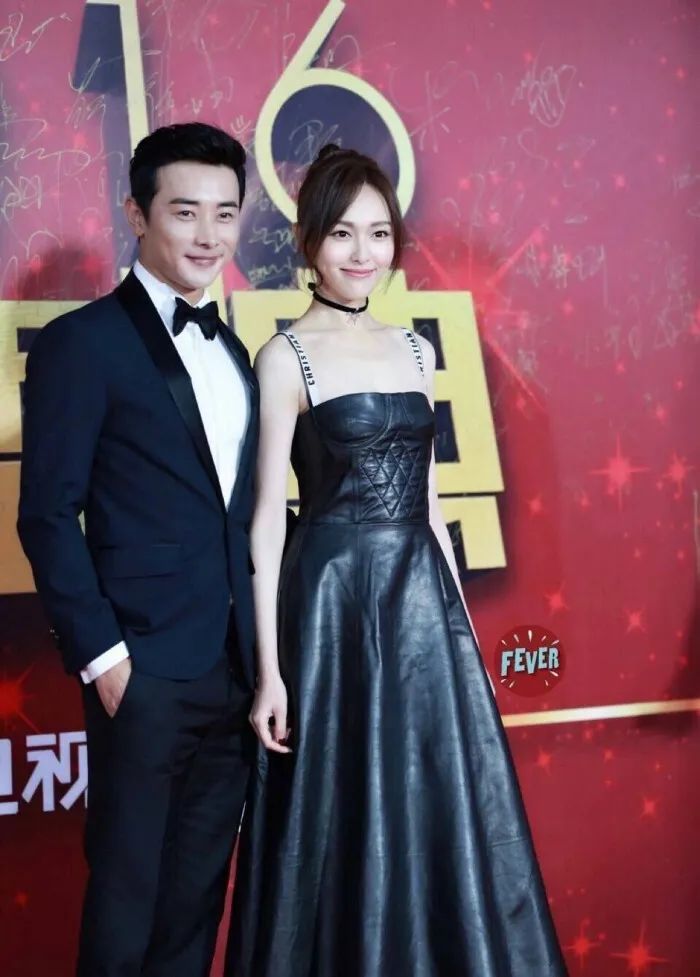 叹为观止:原来生的不是双胞胎,唐嫣炫耀女儿太粘人,可见罗晋特别宠爱
