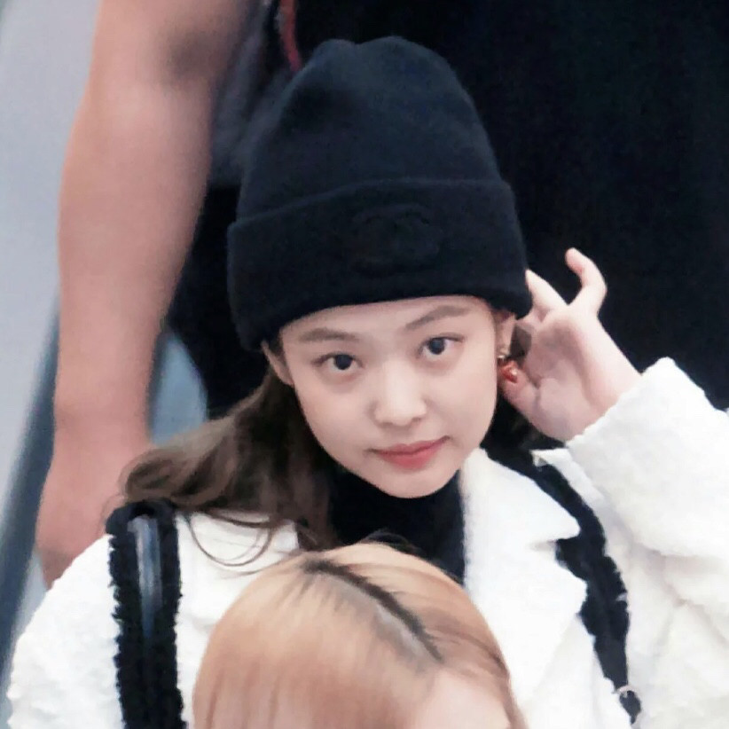 blackpink妮妮头像,blackpinklisa头像 blackpink jennie绝美头像 妮妮小宝贝太软糯了!