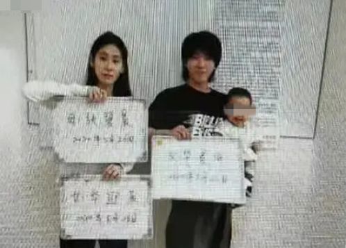 张碧晨官宣当妈妈,爸爸华晨宇发文夸奖女儿,一家三口全家福公开