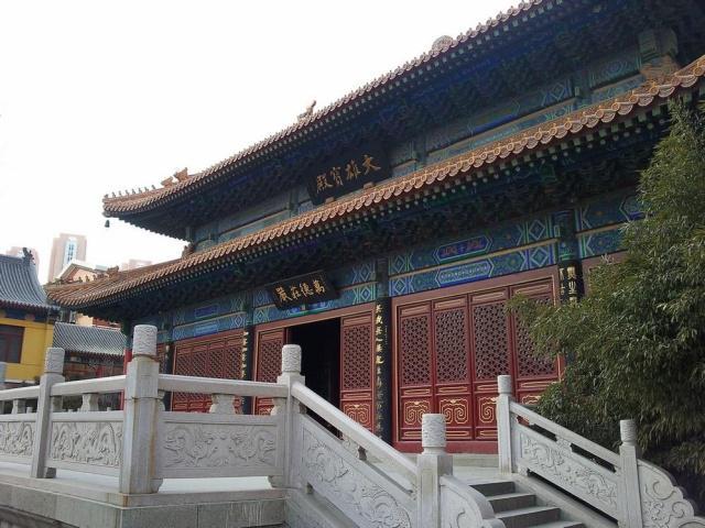 天津香火最旺的寺庙,人气很足,是天津最古老的寺庙,门票仅5元