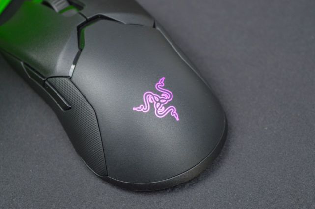 丝滑顺畅,淋漓体验:雷蛇(razer)毒蝰终极版开箱